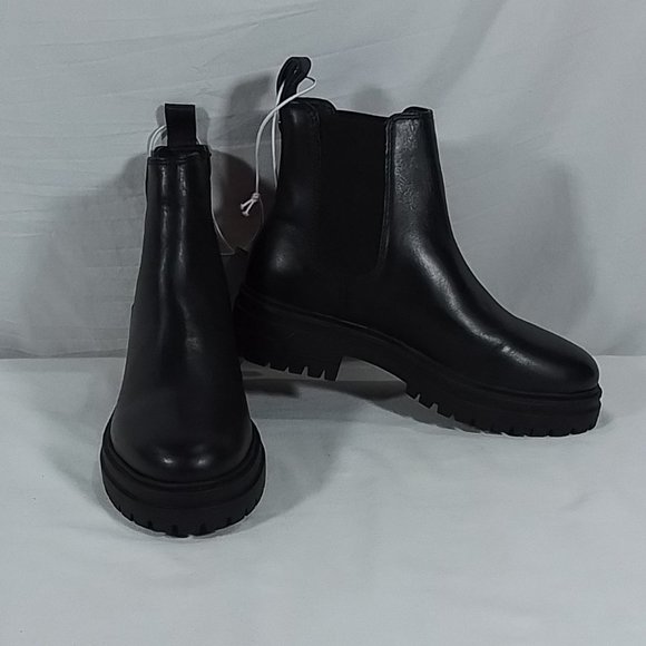 Steve Madden Shoes - Women's Steve Madden Chelsea Leather Pull-On Boot-Black-Various Sizes-NWT